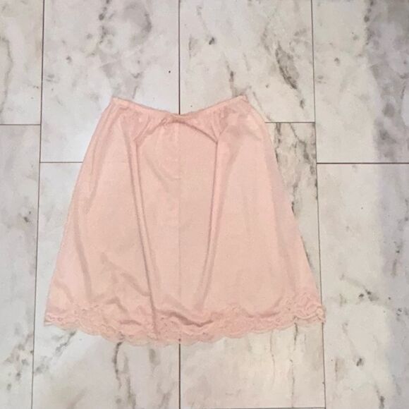 Pink Satin Slip Skirt Size Large Y2K Coquette Barbiecore Aesthetic - Picture 6 of 10